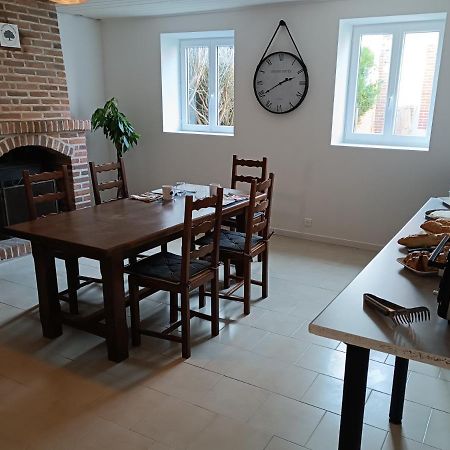A L'Ombre Des Bois, Chambre Double Confort Neung-sur-Beuvron ภายนอก รูปภาพ